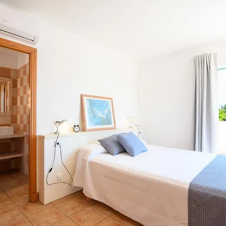 Villa Sa Calma 8 *